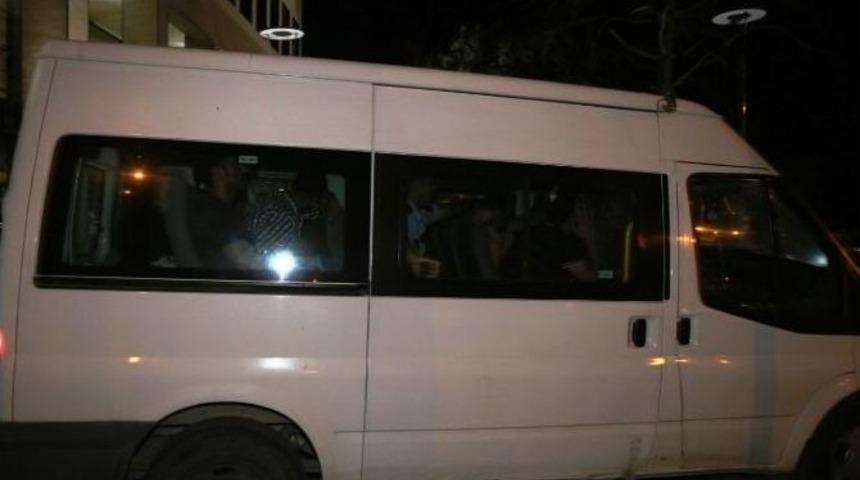 Fet&ouml;/pdy Ter&ouml;r &Ouml;rg&uuml;t&uuml; Davasında 8 Tutuklama