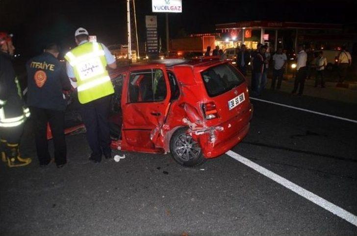 Dinlenme Tesisinden Çıkarken Otobüsle Çarpıştılar; 1 Ölü 1 Ağır Yaralı G1