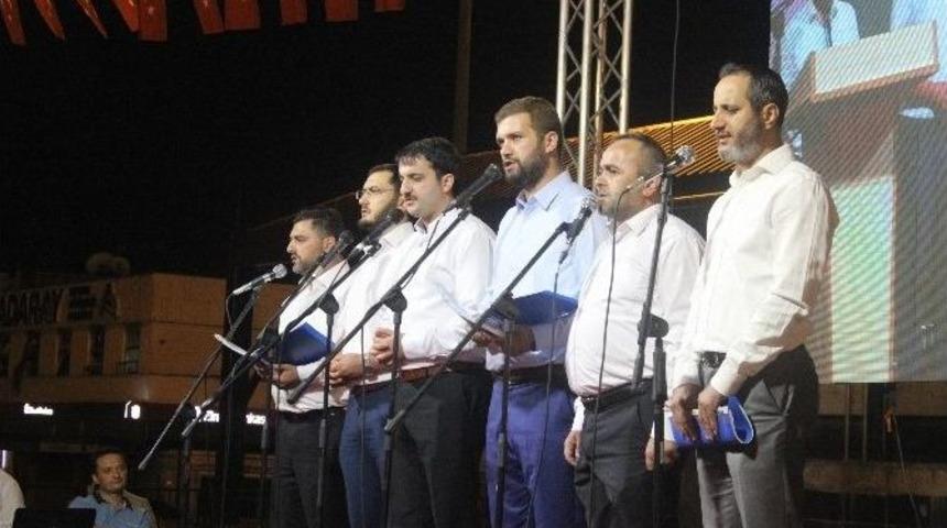 Marmara Depremi&rsquo;nde Hayatını Kaybedenler Sakarya&rsquo;da Dualarla Anıldı