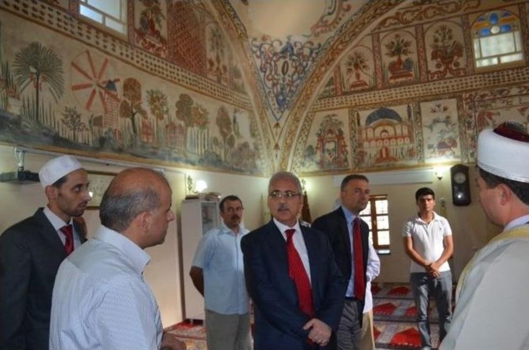 Vali G&uuml;ven&ccedil;er Kula&rsquo;ya Hayran Kaldı