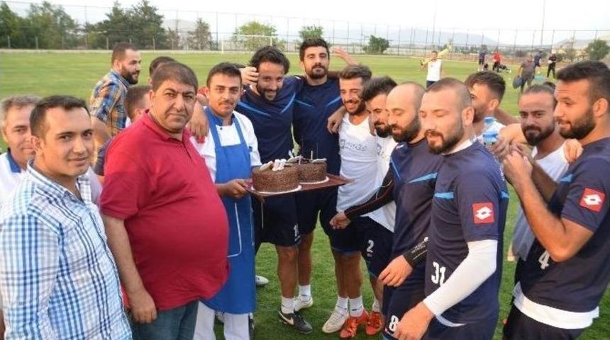 Bb Erzurumspor Kaptanı Albayrak&rsquo;tan, Mert Nobre&rsquo;ye 11 Numaralı Forma Jesti