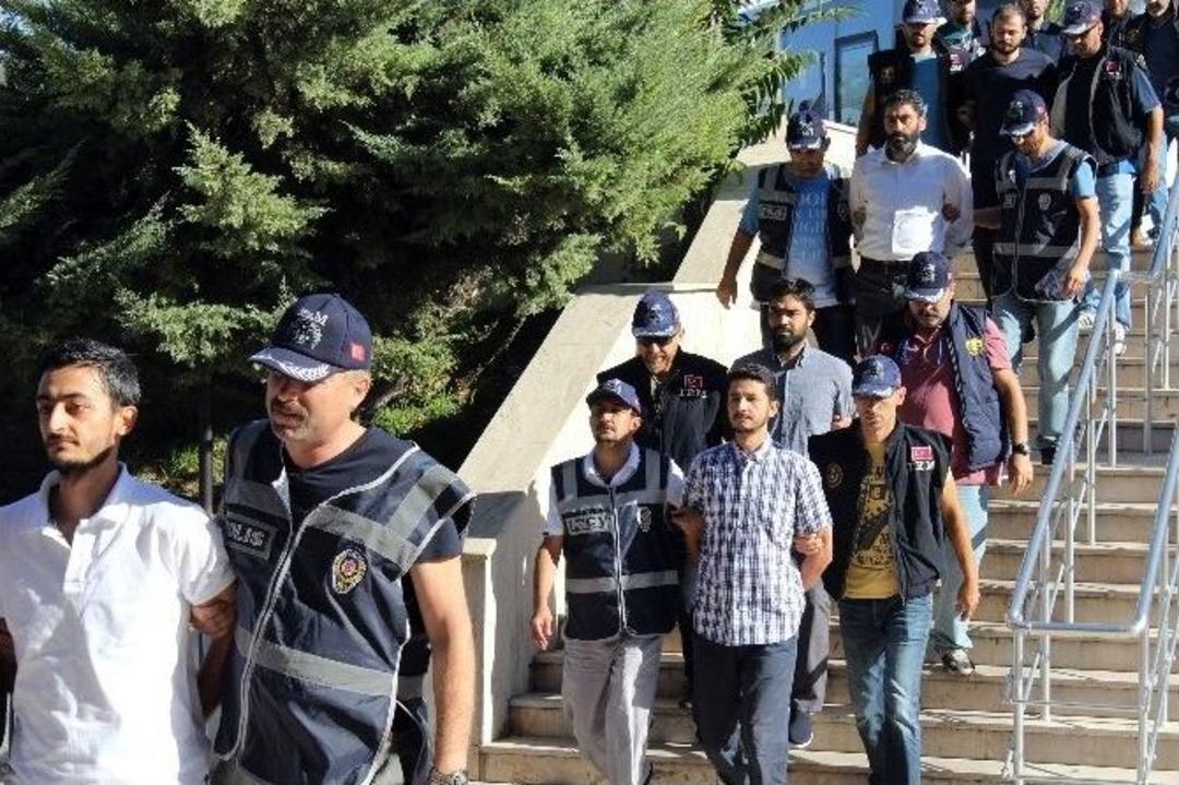 Fet&ouml;&rsquo;n&uuml;n Suikast Timi Adliyeye Sevk Edildi