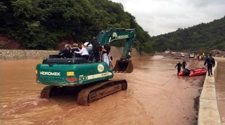 Orman Ve Su İşleri Bakanlığı Bartın&rsquo;daki Seferberliğe Destek Veriyor