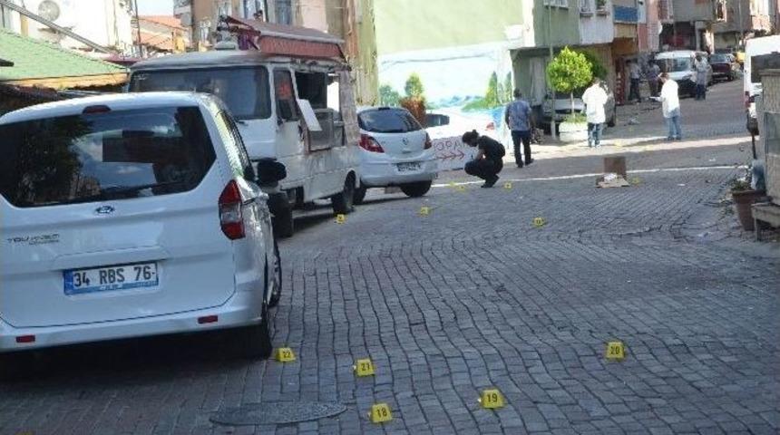 Gaziosmanpaşa&rsquo;da Devriye G&ouml;revindeki Polis Memurlarına Saldırı: 1 Polis Yaralı