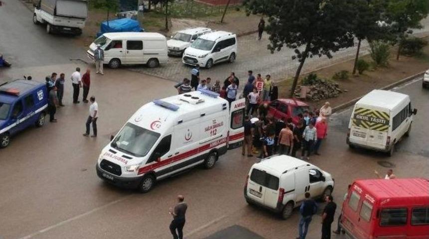 Otomobil İle Motosiklet &Ccedil;arpıştı: 1 Yaralı