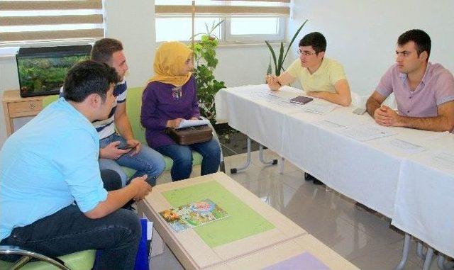 7 Aralık Üniversitesi’nde Bin 607 Öğrencinin Kayıt Yaptırması Sürüyor