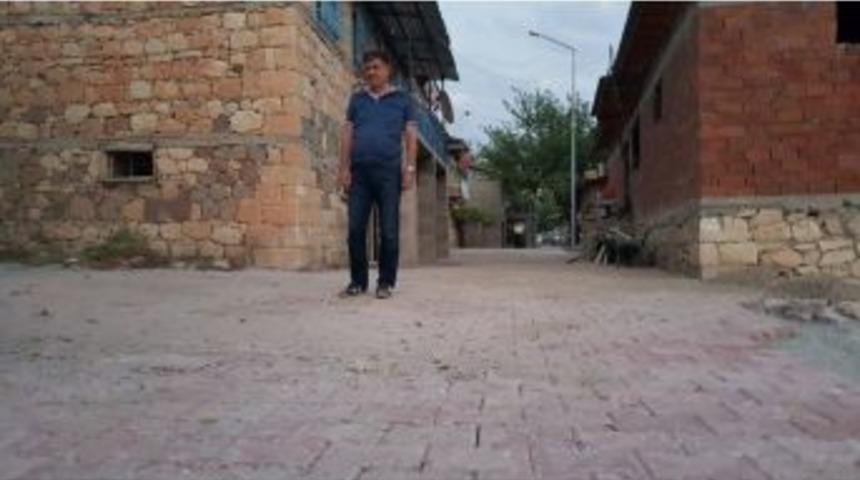 &Ccedil;emişgezek&rsquo;te Kilitli Parke Taşı &Ccedil;alışmaları