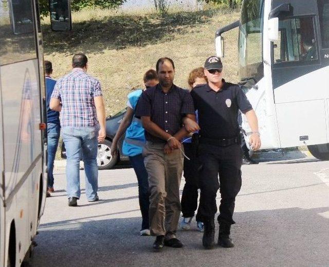 Sakarya’da Pkk/kck Operasyonu: 8 Şüpheli Adliyeye Sevk Edildi