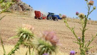 Ankara Büyükşehir’den İlçelere Taş Toplama Makinesi