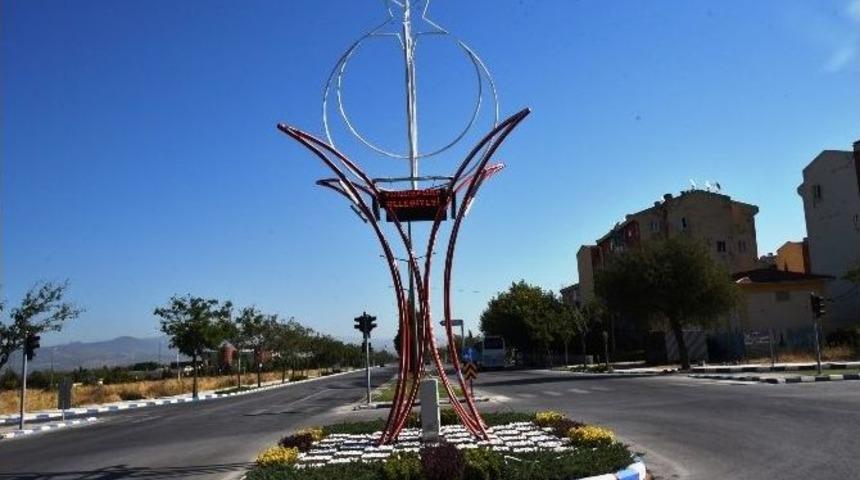 Yunusemre&rsquo;ye Bir Kavşak Daha Yapıldı