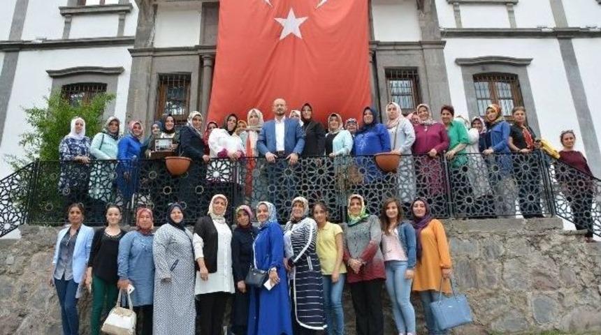 Niksar&rsquo;da &ldquo;hanımlar Yaşam Merkezi&rdquo; İ&ccedil;in D&uuml;ğmeye Basıldı