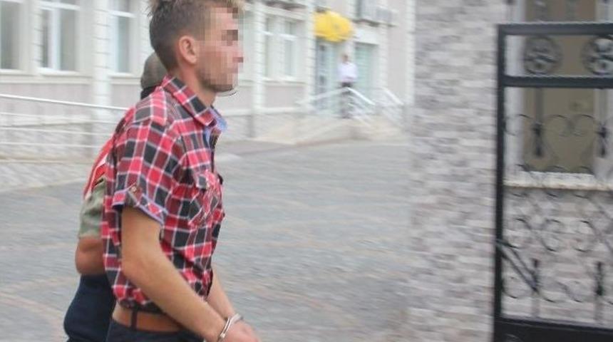 Bafra&rsquo;da Komşu Cinayeti Zanlısı Tutuklandı