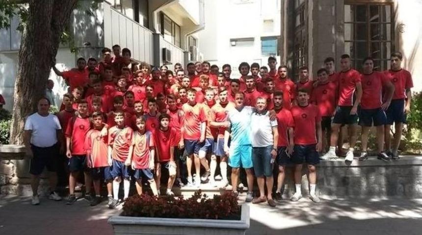 Bergama Belediyespor&rsquo;a &ldquo;yeni Kural&rdquo; Semineri