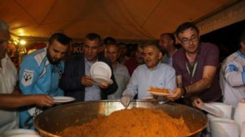 Başkan B&uuml;y&uuml;kkılı&ccedil;&rsquo;tan Personele &acute;milli İrade Ve Demokrasi N&ouml;beti&rsquo; Teşekk&uuml;r&uuml;