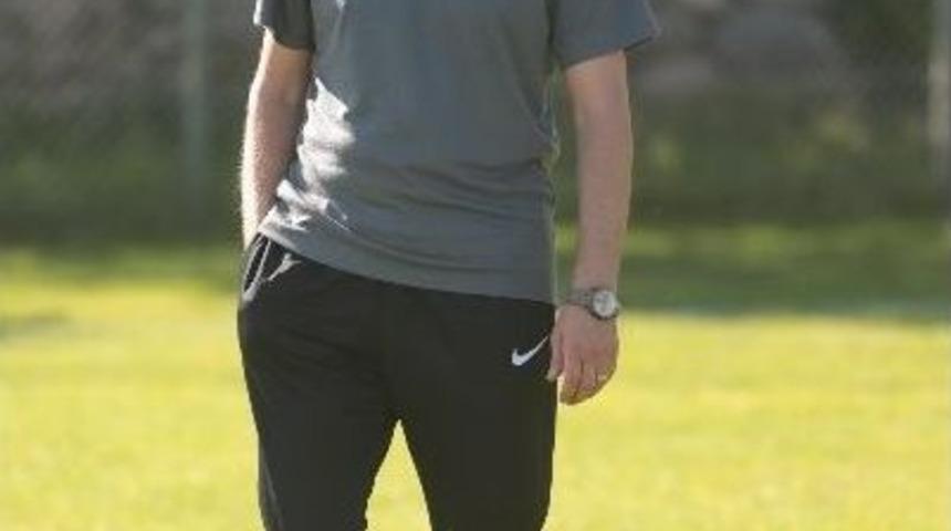 Adana Demirspor&rsquo;da Kadro Sıkıntısı