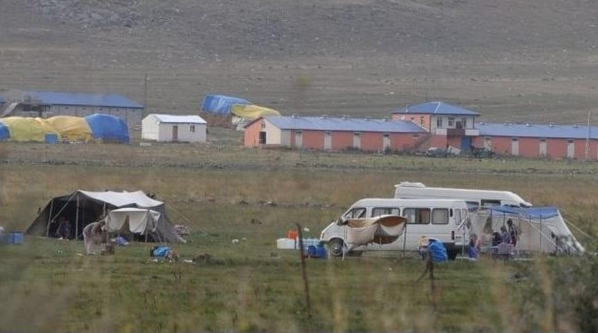 Dilenciler Kars&rsquo;ı Mesken Tuttu