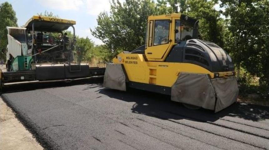 Başkan B&uuml;y&uuml;kkılı&ccedil;: &ldquo;kar Yağana Dek Asfalt &Ccedil;alışmalarına Devam Edeceğiz&rdquo;