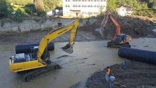 Sel Afetinin Yaraları Sarılıyor