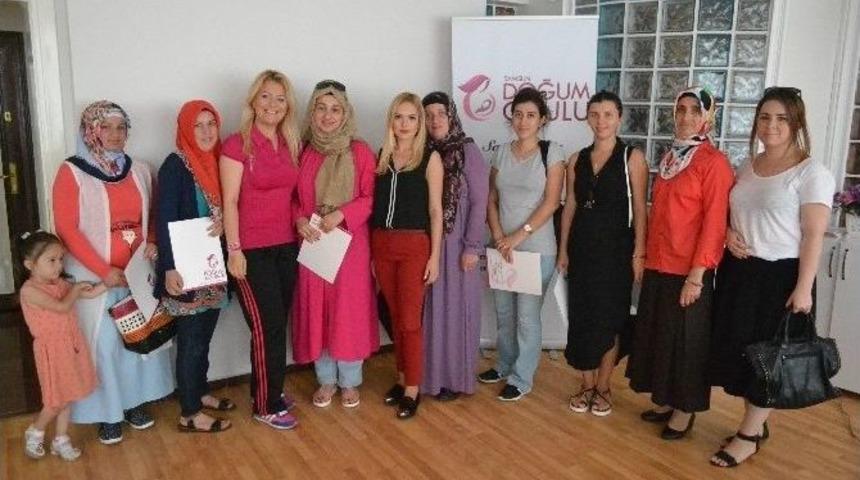Samsun Doğum Okulu Anne Adaylarının Yanında