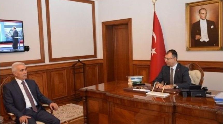 Mgtc Yeni Y&ouml;netimi Vali Toprak&rsquo;ı Ziyaret Etti