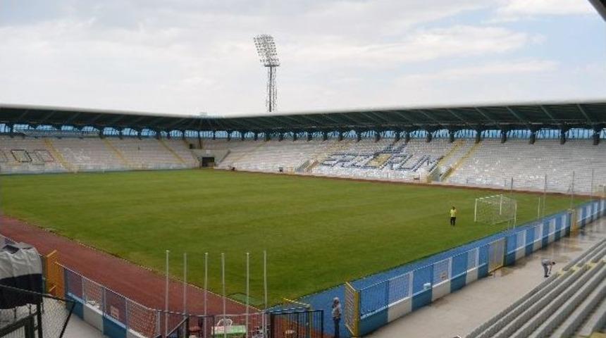 Kazım Karabekir Stadı Yeni Sezona Hazır