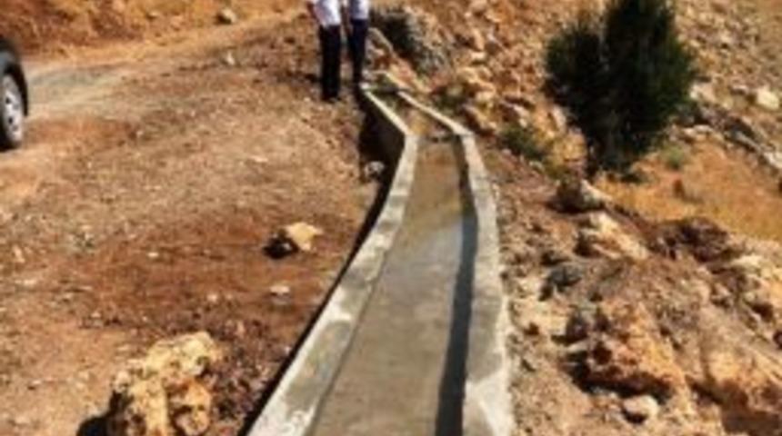 Tut İl&ccedil;esinde Yaban Hayvanlarına Su Oluğu Yapıldı