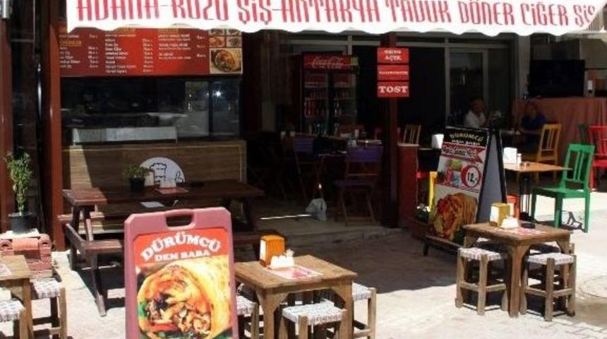 Beşiktaş Sevgisini Men&uuml;lerde Yaşatıyor