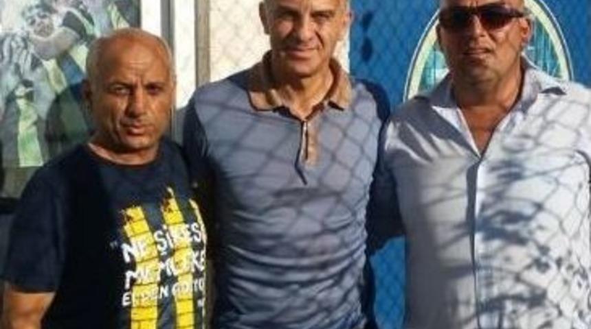 Efsane Kaptandan Fenerbah&ccedil;e Spor Okulu&rsquo;na Ziyaret