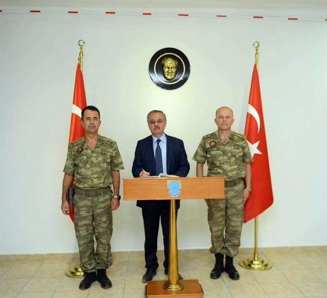 Edirne Valisi &Ouml;zdemir, Mehmet&ccedil;iklerle Karavana Yedi