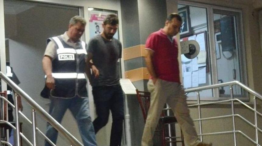 Kula&rsquo;da Zehir Tacirleri Yakalandı