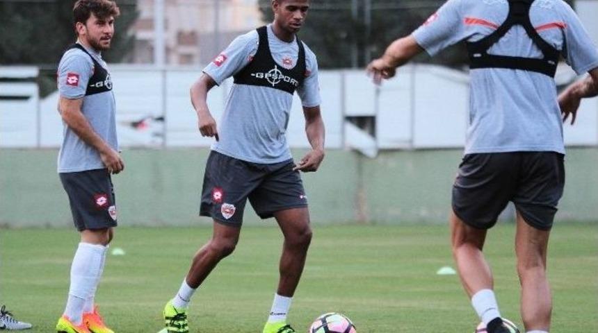 Adanaspor&rsquo;da Hazırlıklar S&uuml;r&uuml;yor