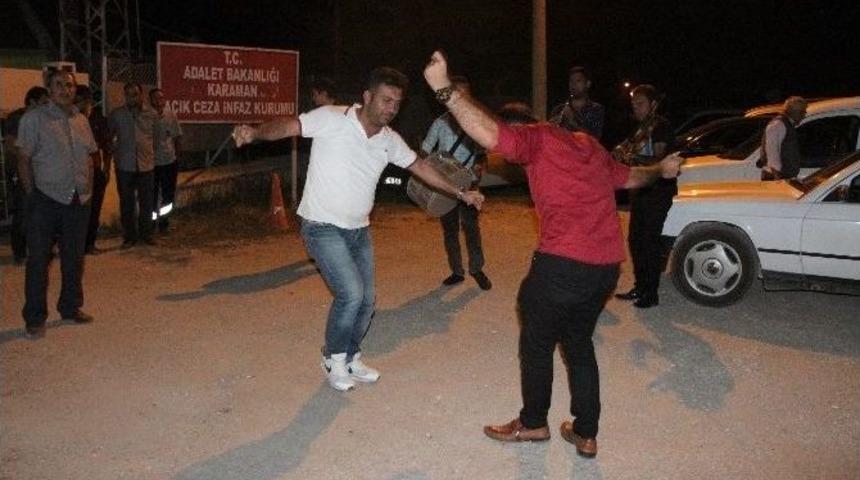 Karaman&rsquo;da Davullu Zurnalı Tahliye Sevinci