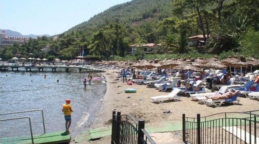 Erdoğan&rsquo;ın Konakladığı Otele Turist Yağıyor