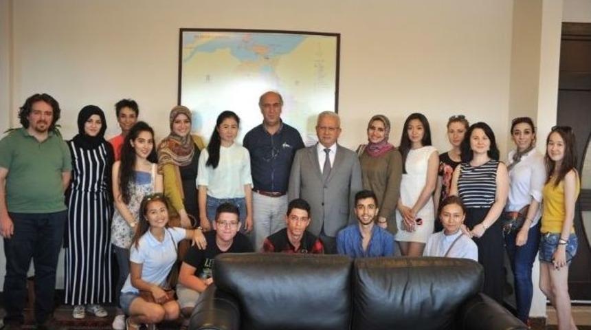 9 &Uuml;lkeden &Ouml;ğrenciler Baun&rsquo;da T&uuml;rk&ccedil;e &Ouml;ğreniyor