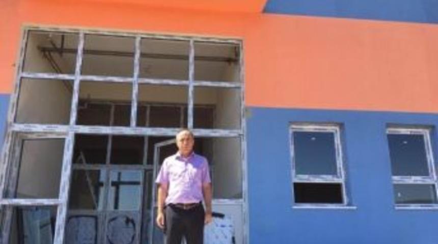 Mehmet Akif Ersoy Ortaokulu İnşaatı Bitiyor