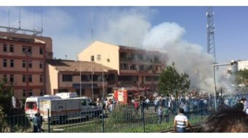 Elazığ Emniyet M&uuml;d&uuml;rl&uuml;ğ&uuml;&rsquo;ne Bombalı Saldırı