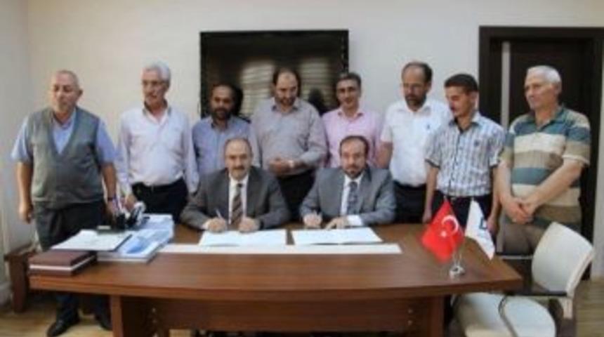 Erzurum M&uuml;ft&uuml;l&uuml;ğ&uuml; Camilerde Gen&ccedil;lere Y&ouml;nelik Sosyal Ve K&uuml;lt&uuml;rel Mekanlar Oluşturuyor