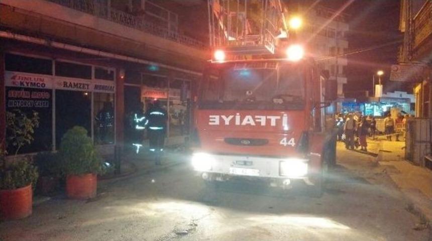 İş Yerinde Gece &Ccedil;ıkan Yangın Korkuttu