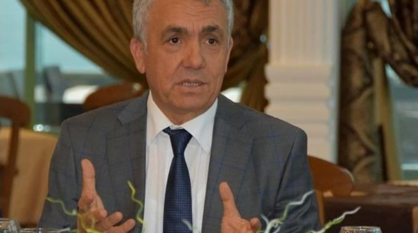 Rekt&ouml;r Bilgi&ccedil; Se&ccedil;imde Aday Olan &Ouml;ğretim &Uuml;yeleri İle Buluştu