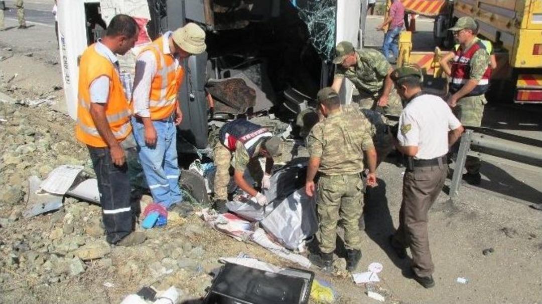 Kazada &Ouml;lenlerden 2&rsquo;sinin Kimliği Belirlendi