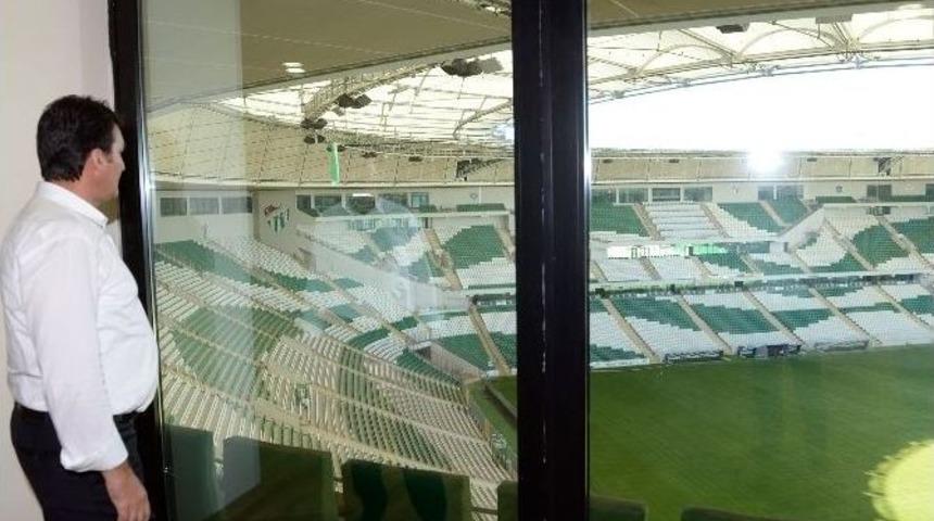 D&uuml;ndar: "bursaspor Yeni Statla Şampiyonlukların En B&uuml;y&uuml;k Adayı"