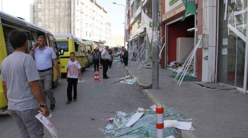 Saldırının İzleri G&uuml;n Ağarınca Ortaya &Ccedil;ıktı