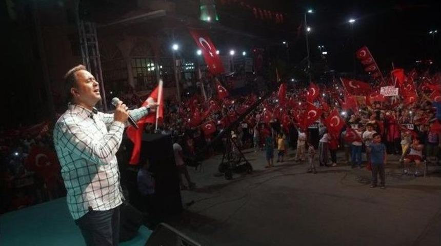 Beyoğlu&rsquo;nun "en Uzun Gece"si Beğenildi