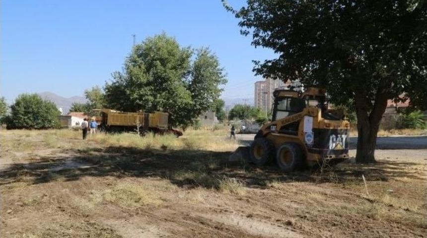 Melikgazi&rsquo;de Son Bahar Temizlik Kampanyası Başladı