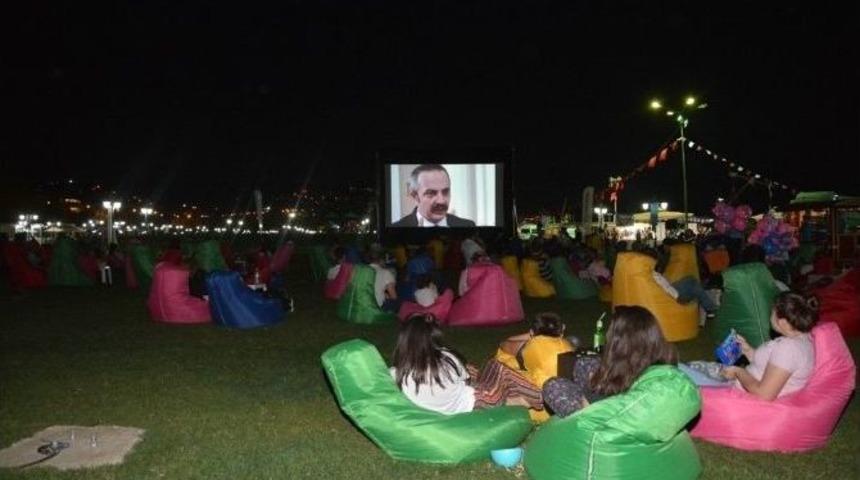 S&uuml;leymanpaşa Belediyesi İle A&ccedil;ık Havada Sinema Ş&ouml;leni Başladı
