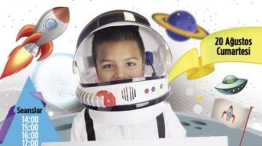 Minik Astronotlar Uzayın Heyecan Verici Sırlarını Keşfedecek