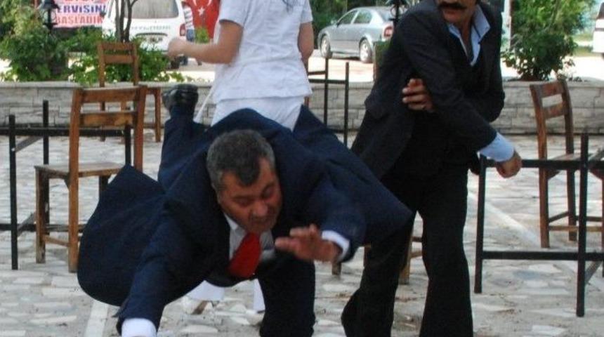 &ldquo;kimsin Lan Sen"&rsquo;in &Ccedil;ekimleri Tamamlandı