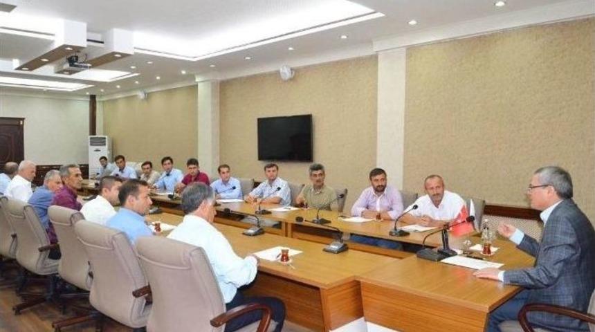 Vali Deniz, Muhtarlarla Bir Araya Geldi