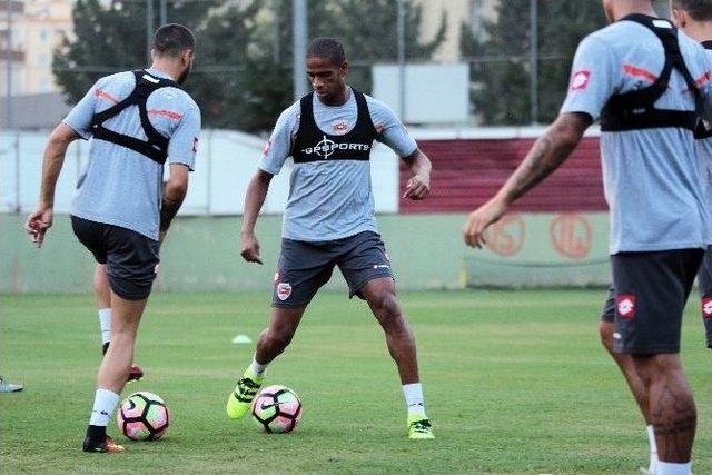 Adanaspor Basına Ve Taraftara Kapalı Çalışacak