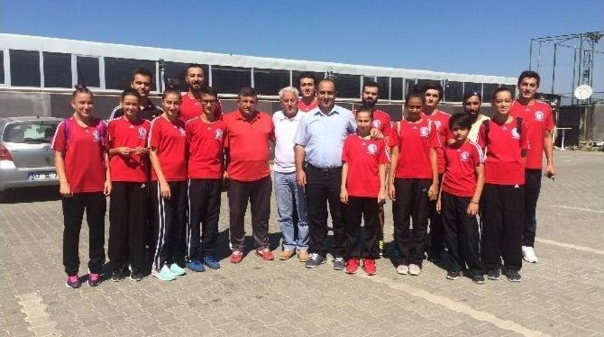 Şampiyon Taekwondoculara Moral Kahvaltısı